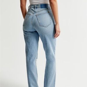Curve Love Ultra High Rise 90s Straight Jean